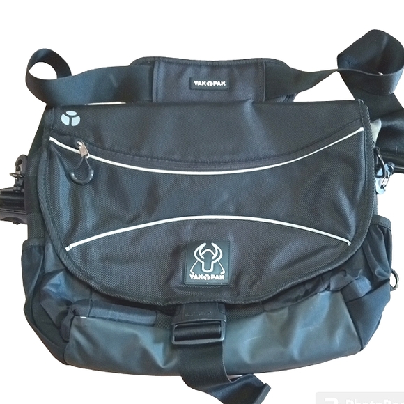 Yak Pak Other - YAK PAC Messenger Crossbody Computer Bag Black Gray With Inner And Outer Pockets